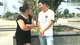 男友给我买吃瓜,男友送我吃瓜，甜蜜瞬间定格